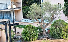 Precioso Apartamento Reformado En 1Ra Linea De Mar Sin Vistas